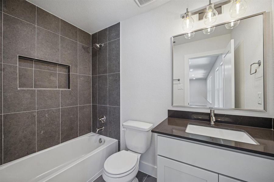 Furnished interior view inside a new home in , Plantersville (Image 15).