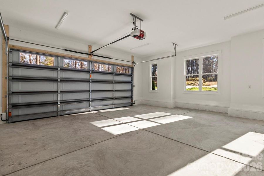 Spacious, unfurnished interior of a new home in , Lincolnton (Image 38).