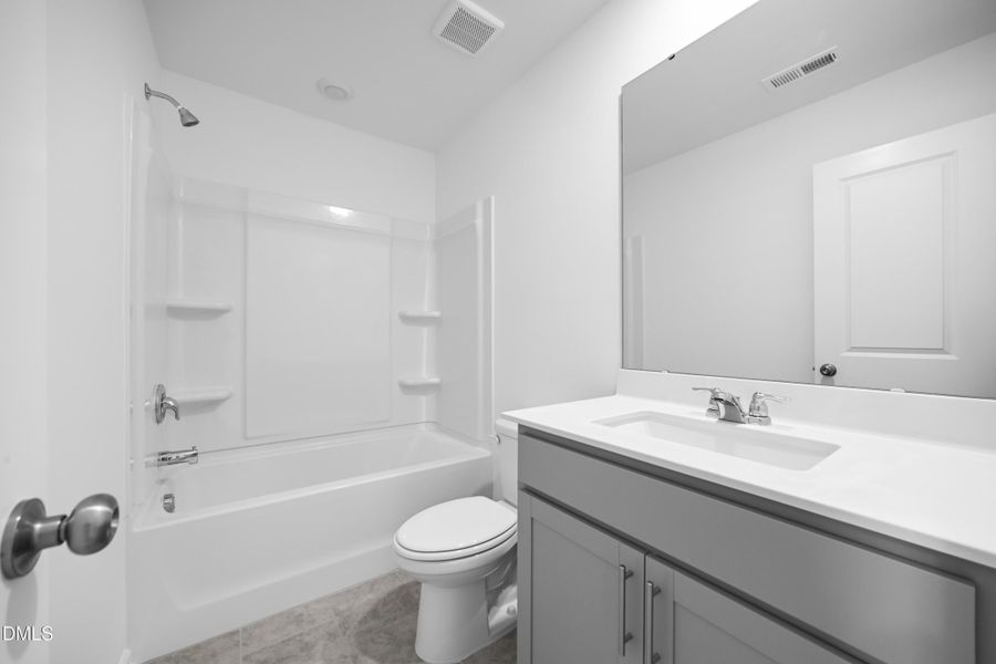 SUN_SherriDowns_Pic_Tessa-32