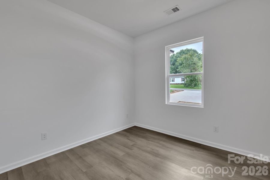 Spacious, unfurnished interior of a new home in , Shelby (Image 32).