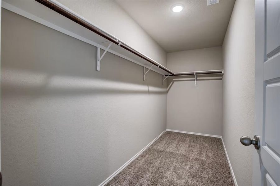 Spacious, unfurnished interior of a new home in Hannah Heights, Seguin (Image 31). Spacious, unfurnished interior of a new home in Hannah Heights, Seguin (Image 31).