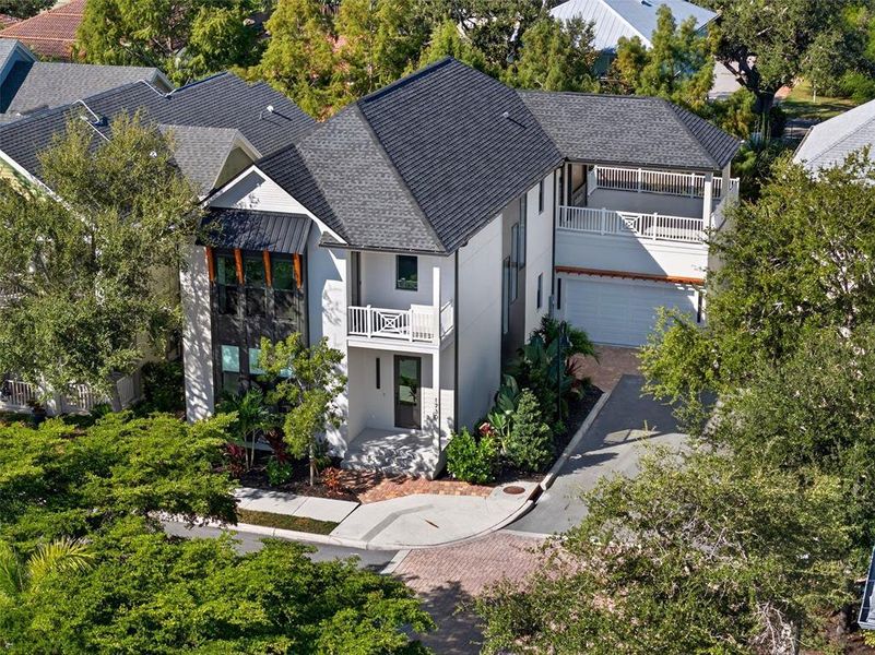 Front exterior of a new home in , Sarasota, FL, highlighting curb appeal (Image 30).