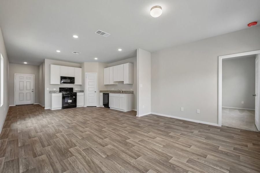 Representative unfurnished interior of a home built from the Durango 1230 by Brohn Homes in Durango, Mustang Ridge (Image 10). Representative unfurnished interior of a home built from the Durango 1230 by Brohn Homes in Durango, Mustang Ridge (Image 10).