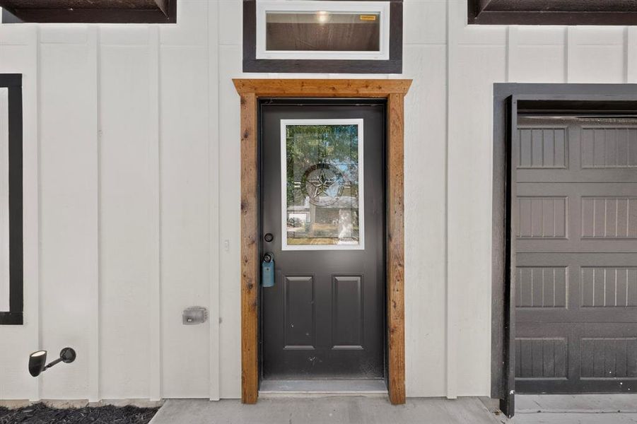 Exterior details and patio area of a home in , Gainesville (Image 3).