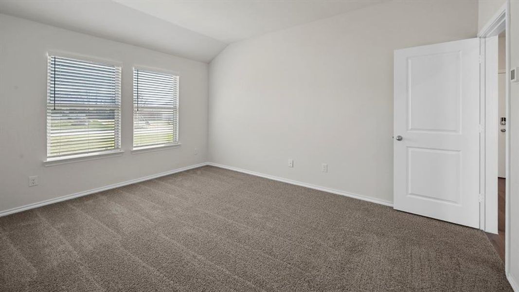 Spacious, unfurnished interior of a new home in Frontier Pointe, Princeton (Image 29).