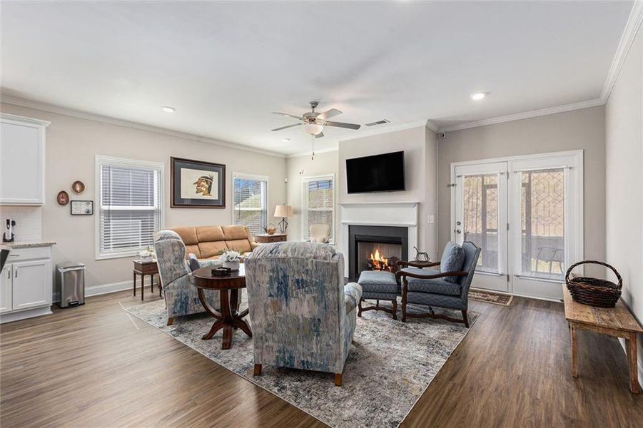 Furnished interior view inside a new home in , Villa Rica (Image 24).