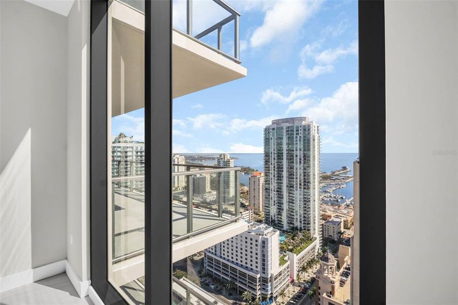 Condo located in St. Petersburg, FL showcasing its design and architecture (Image 37). Condo located in St. Petersburg, FL showcasing its design and architecture (Image 37).