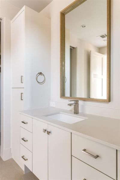 Furnished interior view inside a new home in , Dallas (Image 8). Furnished interior view inside a new home in , Dallas (Image 8).