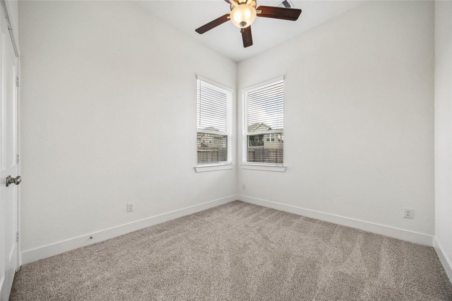 Spacious, unfurnished interior of a new home in , Missouri City (Image 19). Spacious, unfurnished interior of a new home in , Missouri City (Image 19).