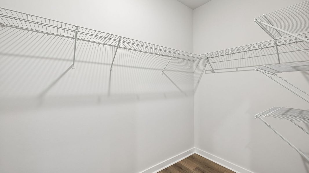 Spacious, unfurnished interior of a new home in Harvest Point, Spring Hill (Image 39).