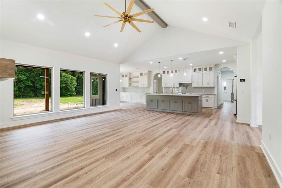 Spacious, unfurnished interior of a new home in , Blossom (Image 20). Spacious, unfurnished interior of a new home in , Blossom (Image 20).