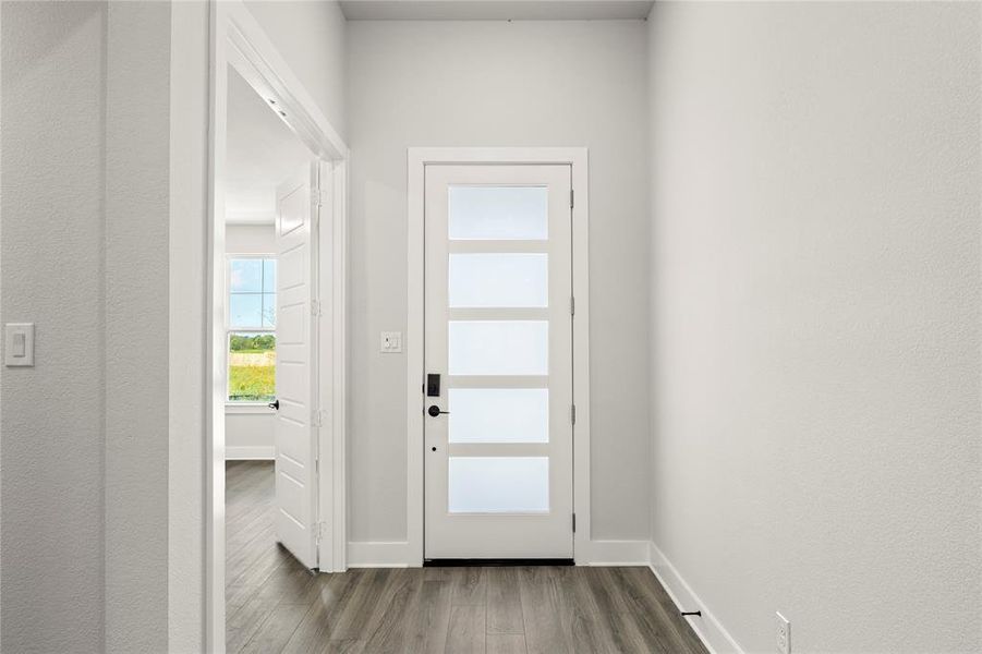 Spacious, unfurnished interior of a new home in Inspiration Collection 60 at Painted Tree, McKinney (Image 24). Spacious, unfurnished interior of a new home in Inspiration Collection 60 at Painted Tree, McKinney (Image 24).