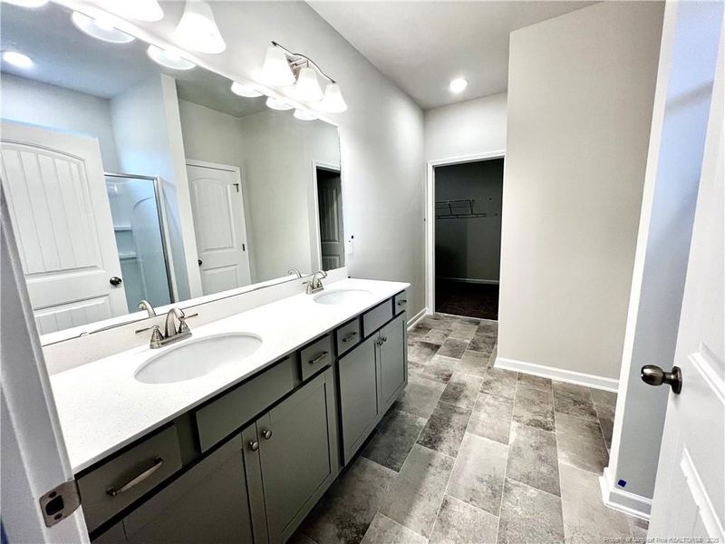 Double Vanity & upgraded countertops