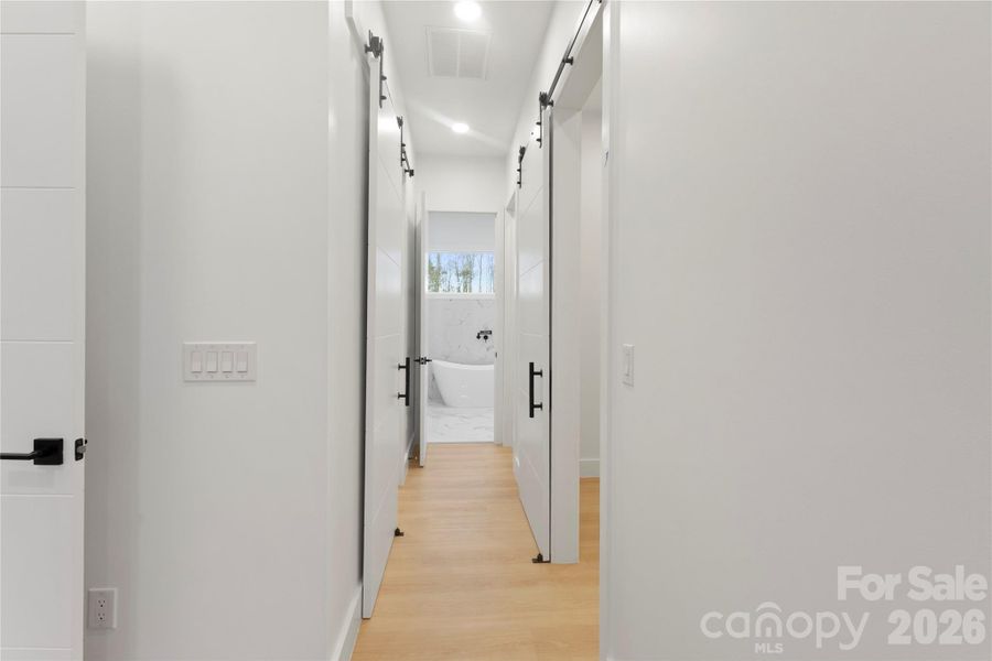 Spacious, unfurnished interior of a new home in , Gastonia (Image 25).