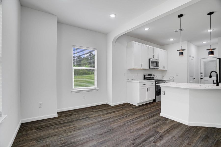 Image 40 of a home in .