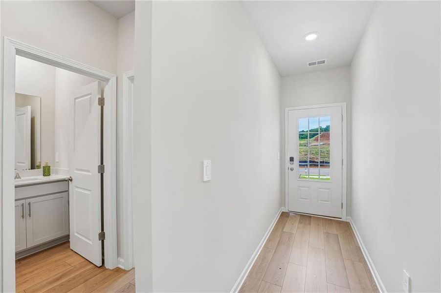 Spacious, unfurnished interior of a new home in Manning Mill, Adairsville (Image 26).
