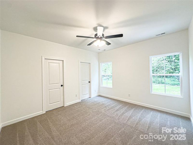 Spacious, unfurnished interior of a new home in , Rock Hill (Image 10).