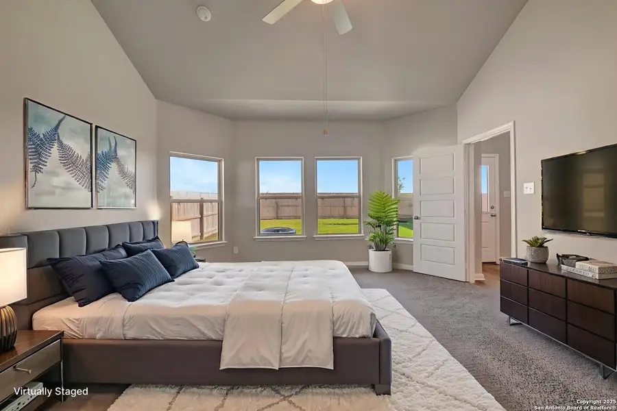 Furnished interior view inside a new home in Park Place, New Braunfels (Image 10).