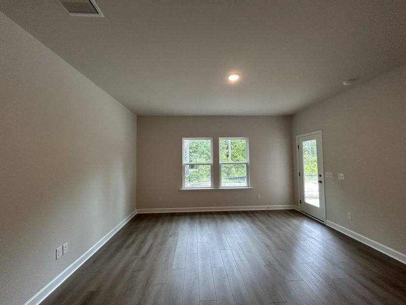 Spacious, unfurnished interior of a new home in Hammock Walk at Nexton, Summerville (Image 16). Spacious, unfurnished interior of a new home in Hammock Walk at Nexton, Summerville (Image 16).