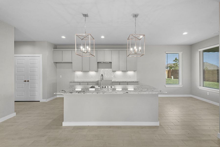 Furnished interior view inside a new home in Briarwood Crossing, Rosenberg (Image 6).