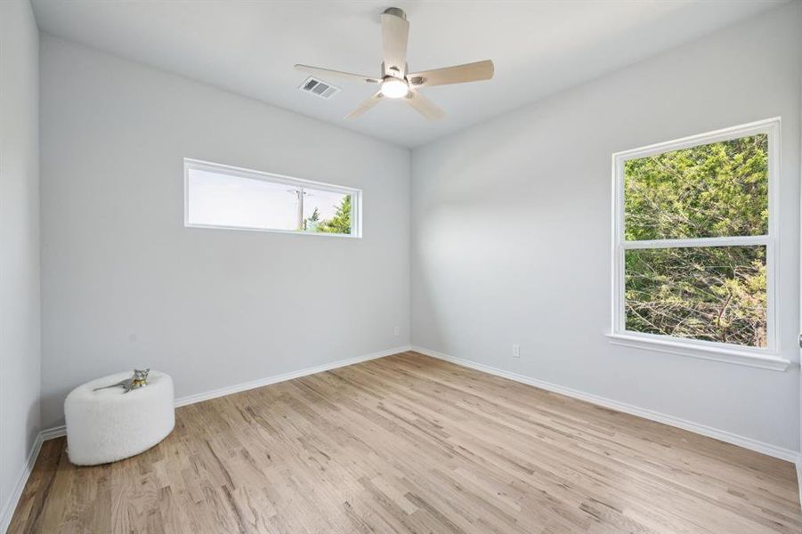 Spacious, unfurnished interior of a new home in , Ennis (Image 15).