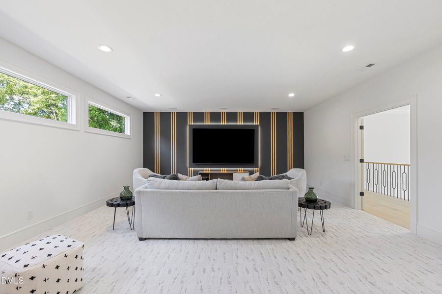 64-405 Latimer Rd_4655