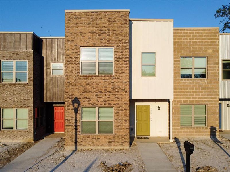 Front exterior of a new home in , Fort Worth, TX, highlighting curb appeal (Image 2). Front exterior of a new home in , Fort Worth, TX, highlighting curb appeal (Image 2).