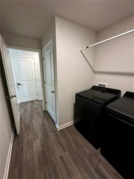 Spacious, unfurnished interior of a new home in Marion Oaks, Ocala (Image 19).