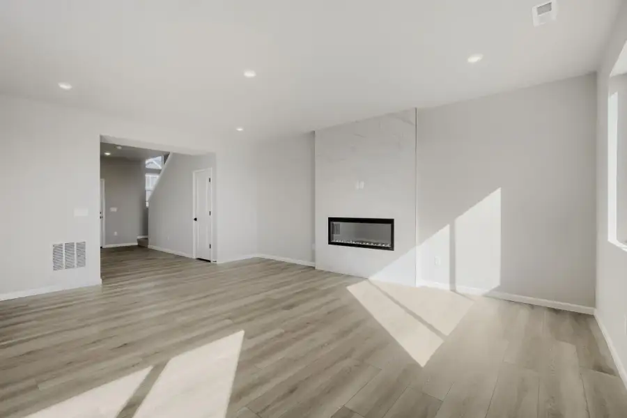 3br New Home in Windsor, CO.  - Slide 9
