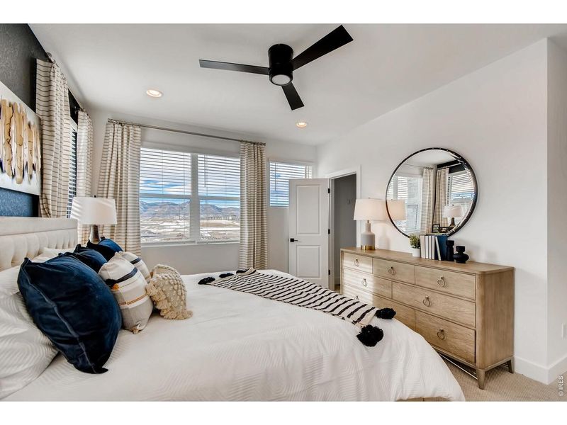 Furnished interior view inside a new home in Mountain Brook, Longmont (Image 23).