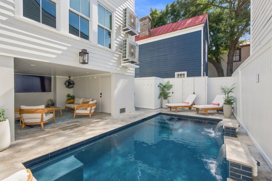 Exterior details and patio area of a home in , Charleston (Image 35).