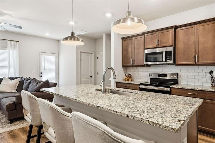 Furnished interior view inside a new home in , Jasper (Image 15).