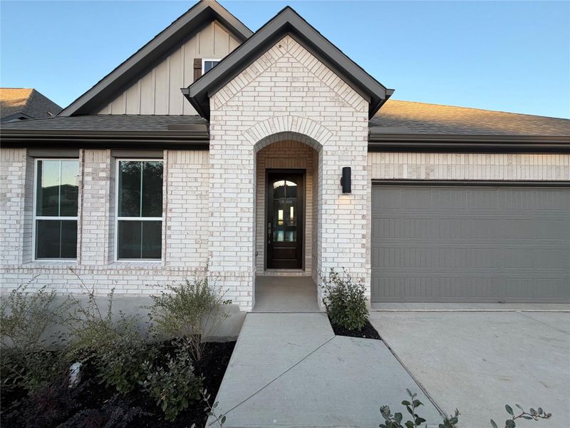 1604 Snowdrop Drive - Somerset A Elevation