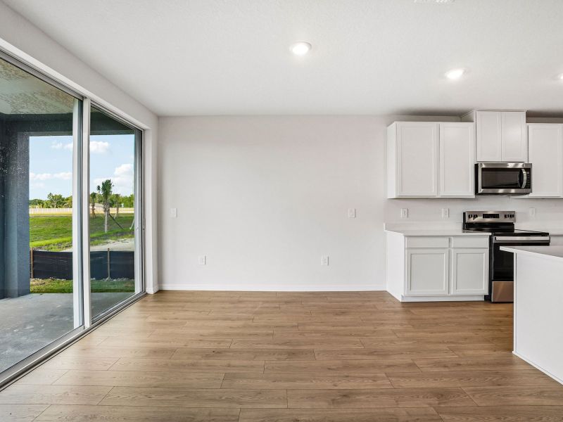 Spacious, unfurnished interior of a new home in Pine Ridge Meadows, Hudson (Image 12).