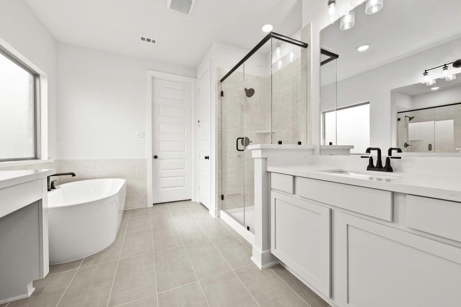 Representative image. Features, specifications, selections and colors may vary. Representative image. Features, specifications, selections and colors may vary.