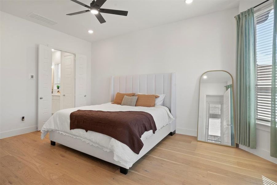 Furnished interior view inside a new home in , Aubrey (Image 17). Furnished interior view inside a new home in , Aubrey (Image 17).