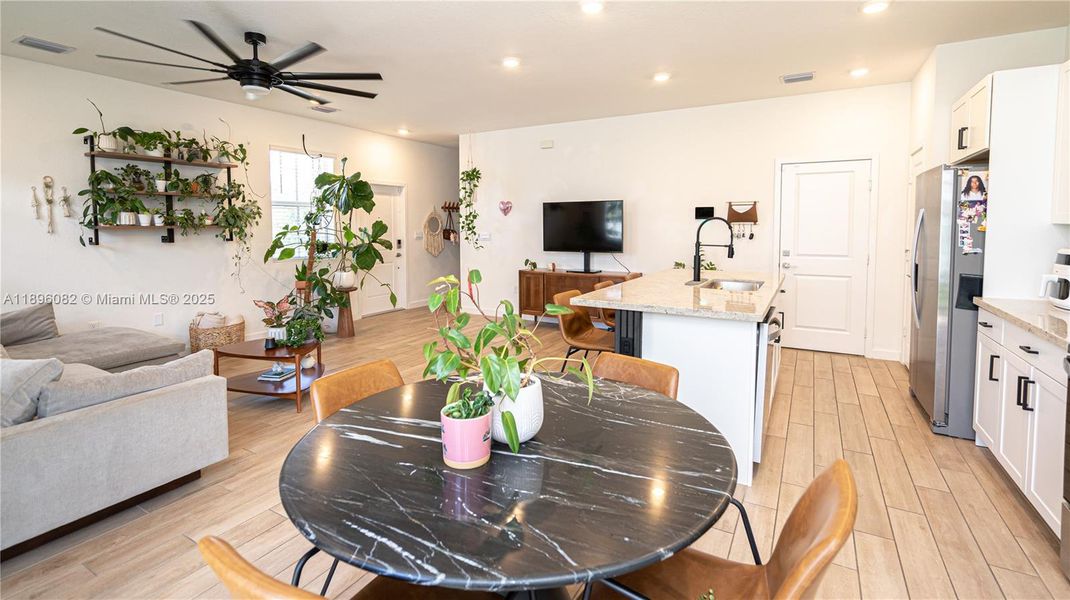 Furnished interior view inside a new home in , Homestead (Image 17).
