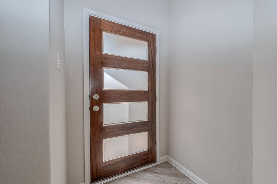 Spacious, unfurnished interior of a new home in Sunterra, Katy (Image 21). Spacious, unfurnished interior of a new home in Sunterra, Katy (Image 21).