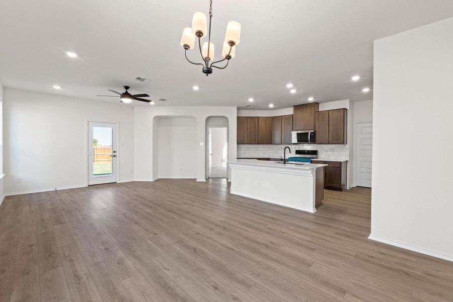 Spacious, unfurnished interior of a new home in Salerno - Heritage Collection, Round Rock (Image 24). Spacious, unfurnished interior of a new home in Salerno - Heritage Collection, Round Rock (Image 24).