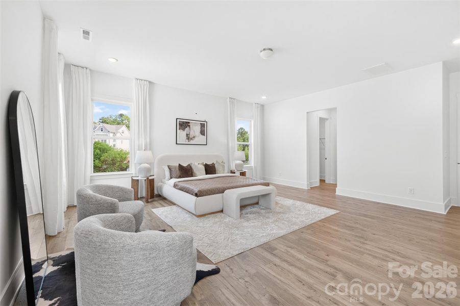 Furnished interior view inside a new home in Edgewater Lakeview On Your Lot, Lancaster (Image 29).