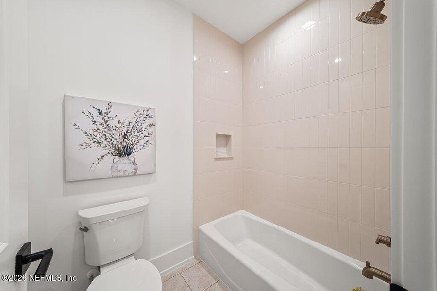 Furnished interior view inside a new home in , Jacksonville (Image 19).