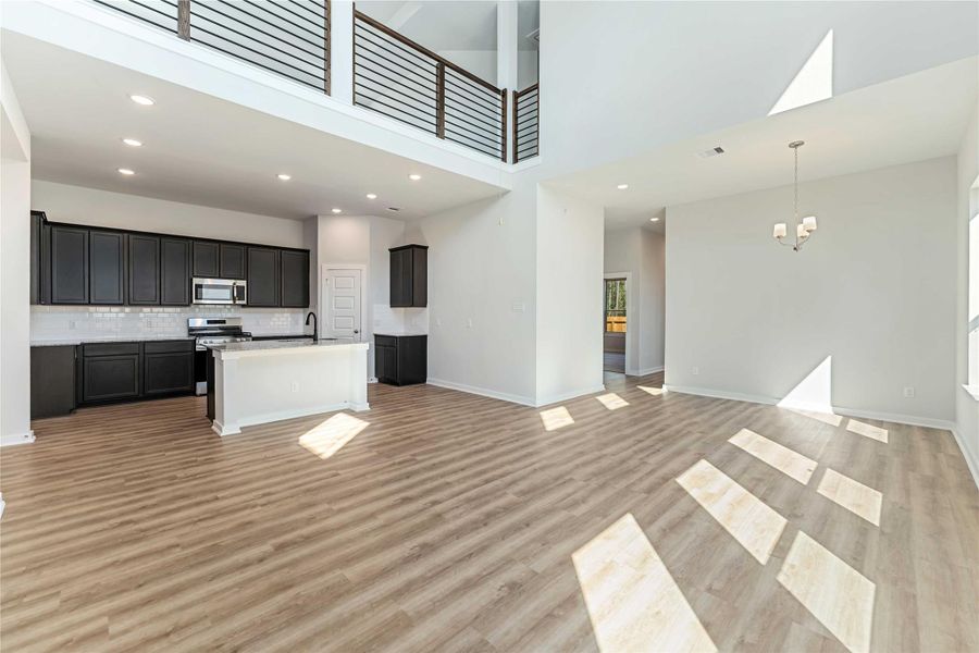 Image 28 of a home in Meadow Park. Image 28 of a home in Meadow Park.