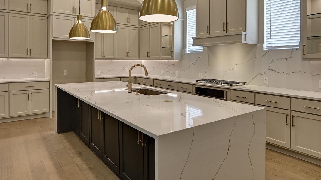 Furnished interior view inside a new home in Esperanza 80', Boerne (Image 9).