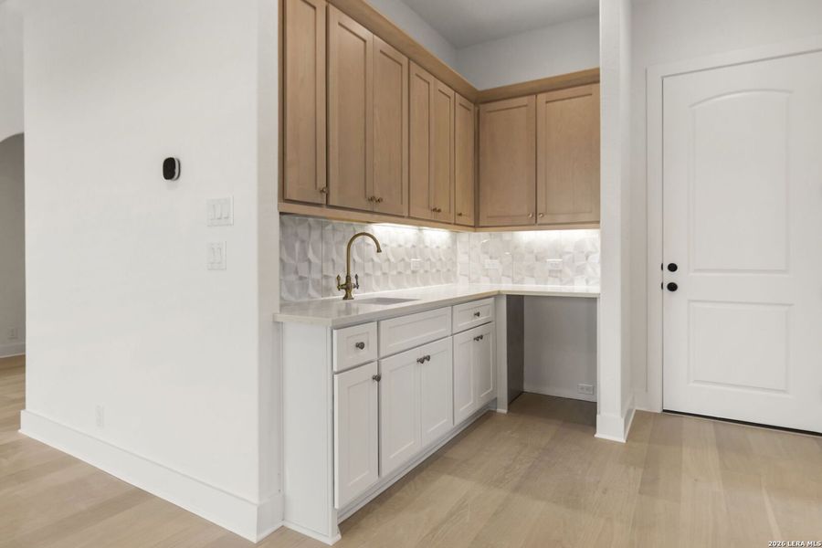 Furnished interior view inside a new home in , Boerne (Image 39).