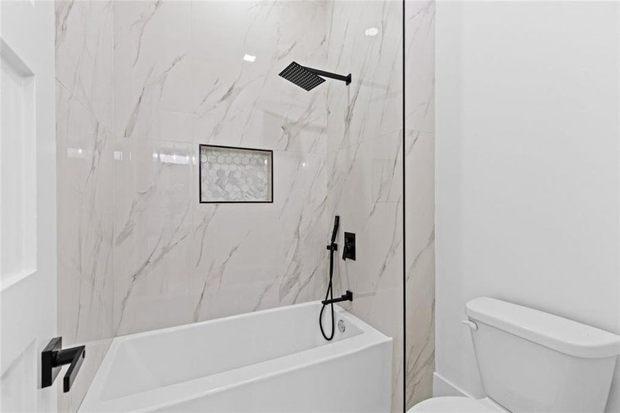 Furnished interior view inside a new home in , Monroe (Image 40).