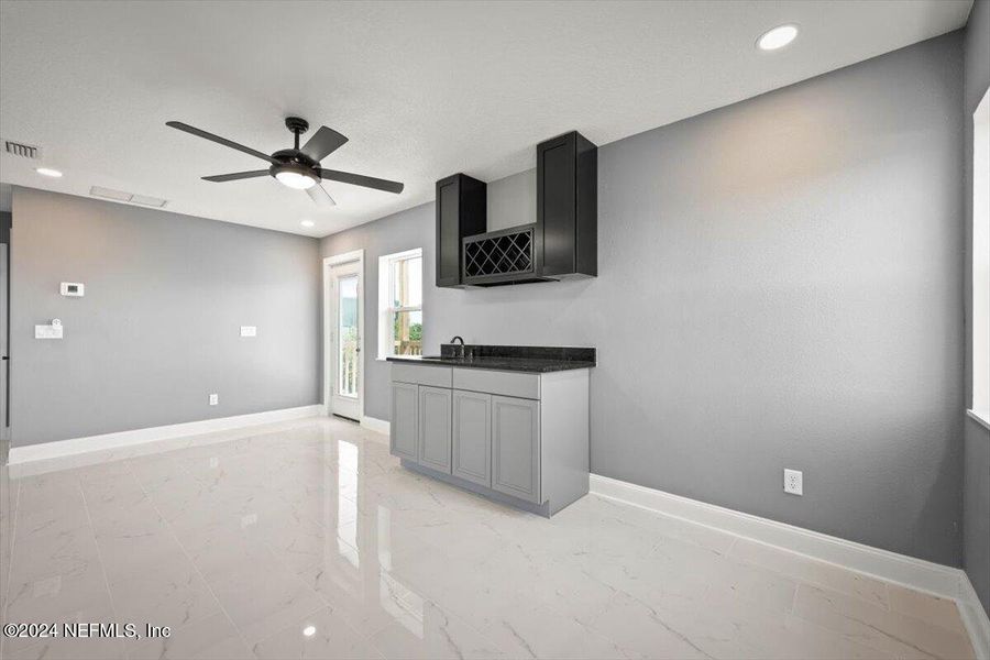 Image 70 of a home in .