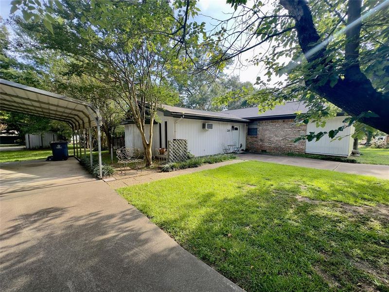 Exterior details and patio area of a home in , Hawkins (Image 20). Exterior details and patio area of a home in , Hawkins (Image 20).