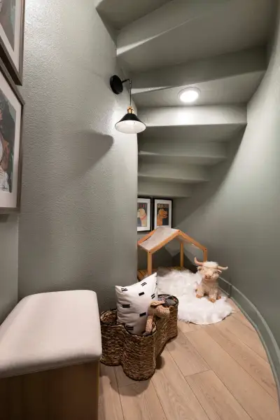 Furnished interior view inside a new home in Edgewood, Leander (Image 38).