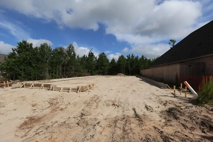 Every foundation at DWH is engineered and it’s inspected three times! We do not do “batch” testing. Rest easy knowing your foundation comes with a 10 year warranty. Every foundation at DWH is engineered and it’s inspected three times! We do not do “batch” testing. Rest easy knowing your foundation comes with a 10 year warranty.