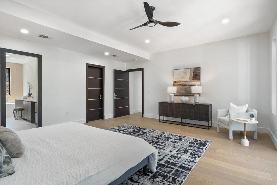 Furnished interior view inside a new home in , Lago Vista (Image 13).